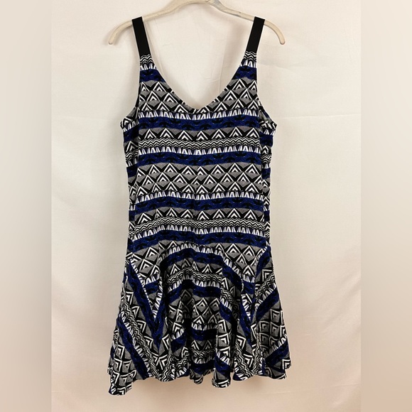 Express Black & Royal Blue Geometric Sleeveless Flowy Dress Large - Picture 2 of 8